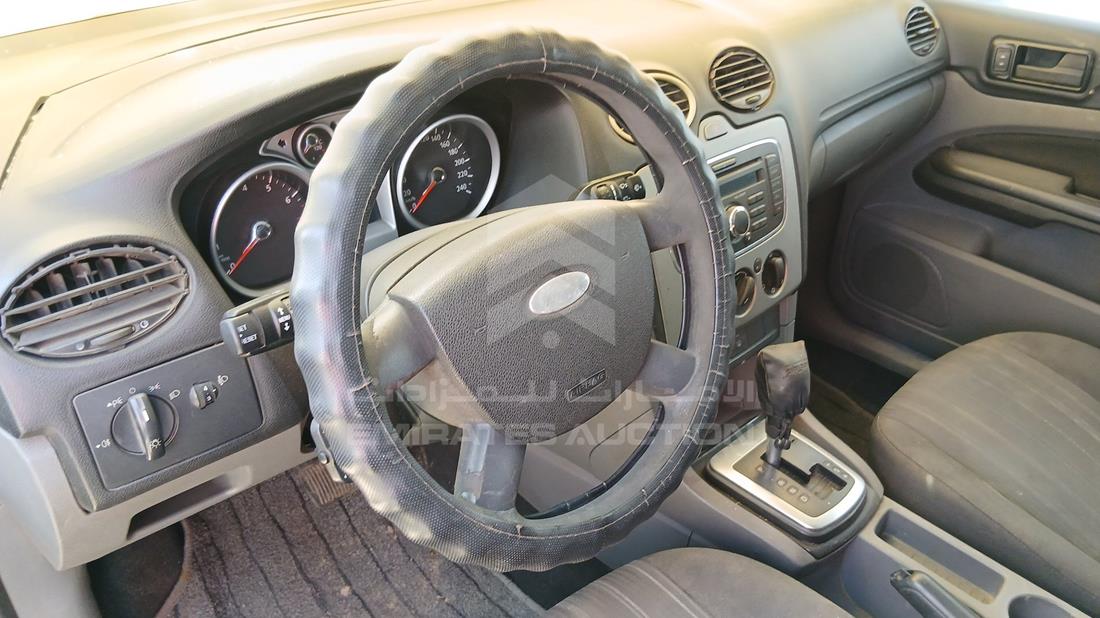 2010 Ford Focus — Steering & Mounted Controls — Photo 13