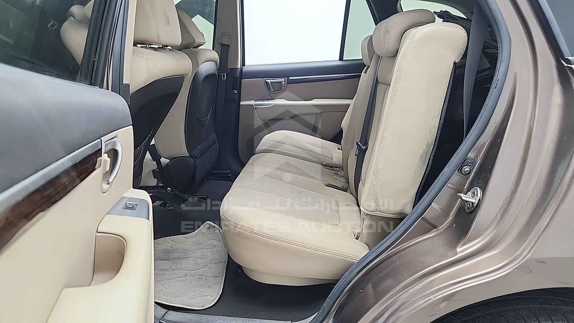 2012 HYUNDAI SANTA FE VIN: KMHSH81B0CU797908