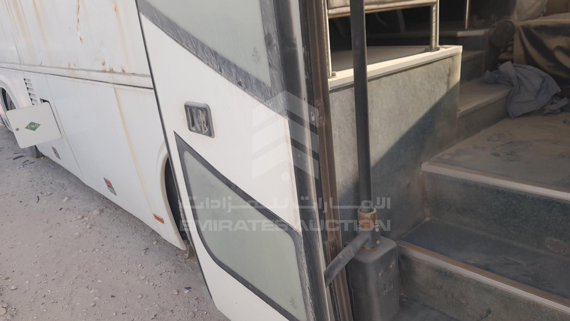2014 WUZHOULONG FDG 6128 CNG VIN: LA86C0LK3DA300174