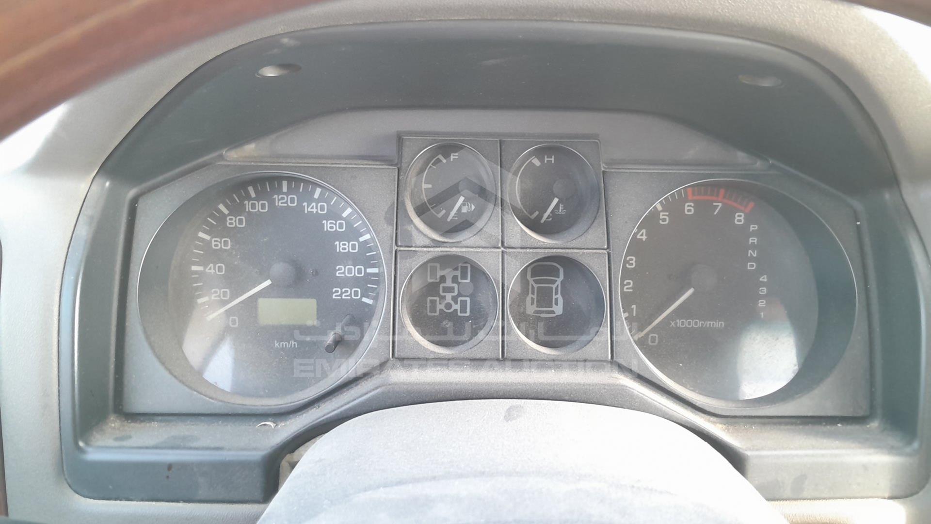 2004 MITSUBISHI PAJERO VIN: JMYLRV73W4J704652