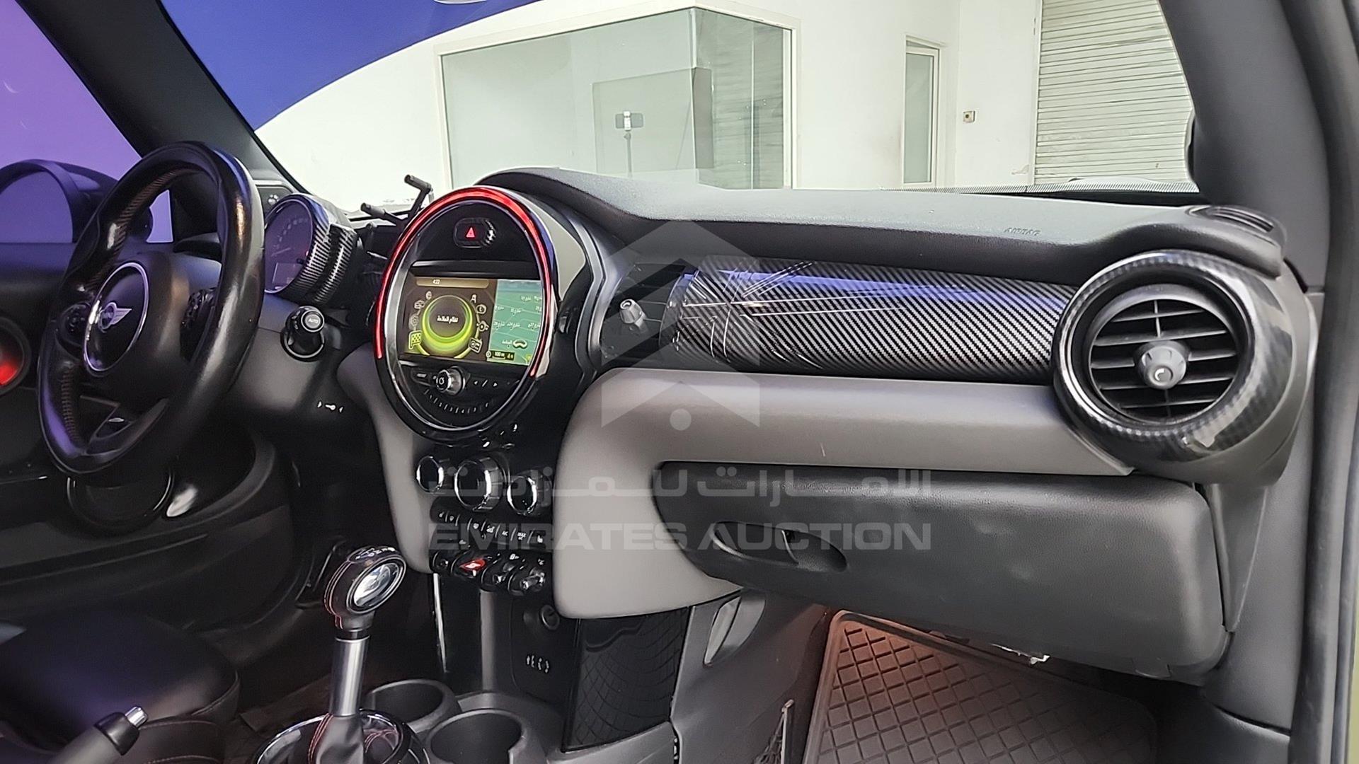 2014 MINI COOPER VIN: WMWXM7C55ET985837