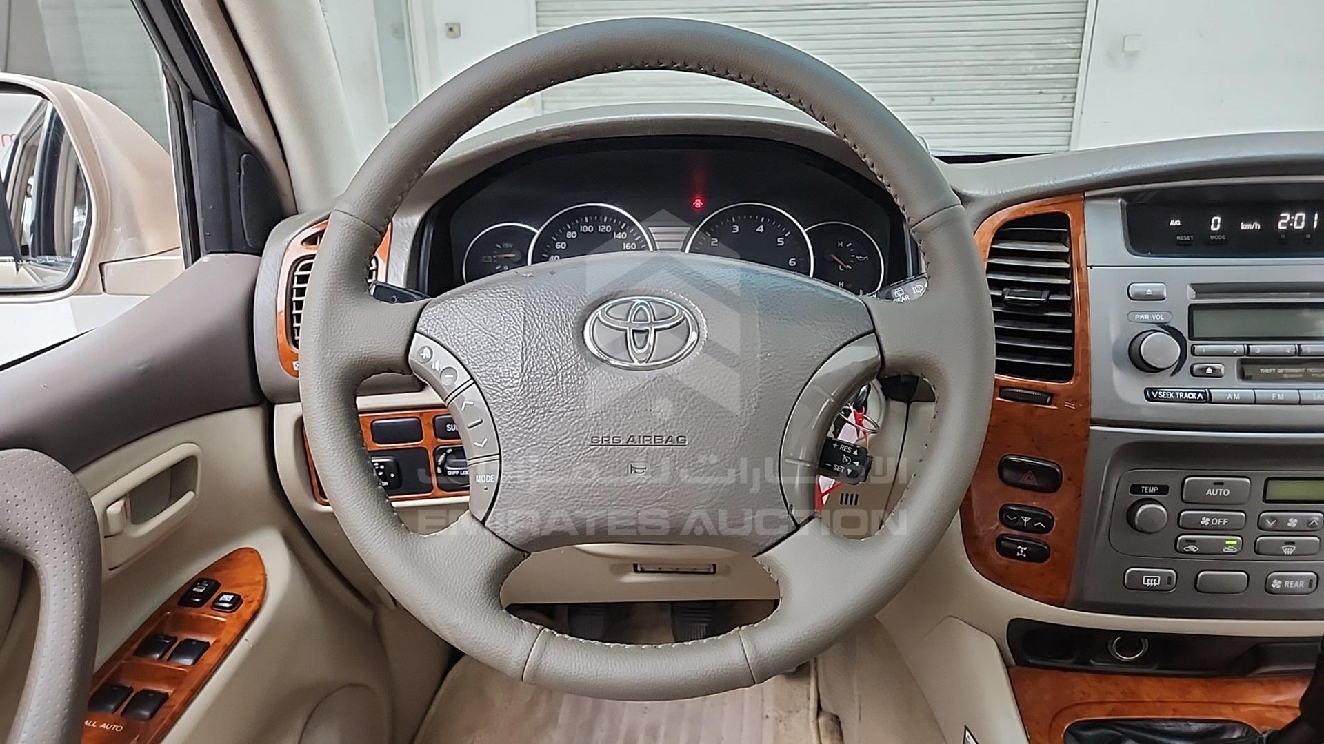 2005 TOYOTA LAND CRUISER VIN: JTEHT05J052069029
