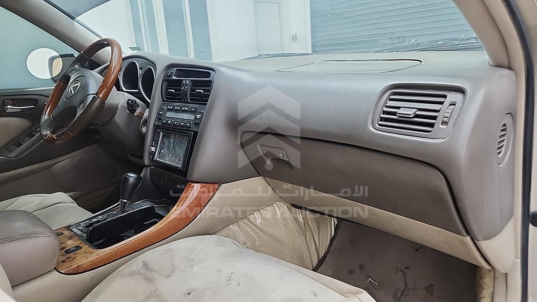 2001 Lexus GS 300 — Front Right Passenger Dashboard View — Photo 26