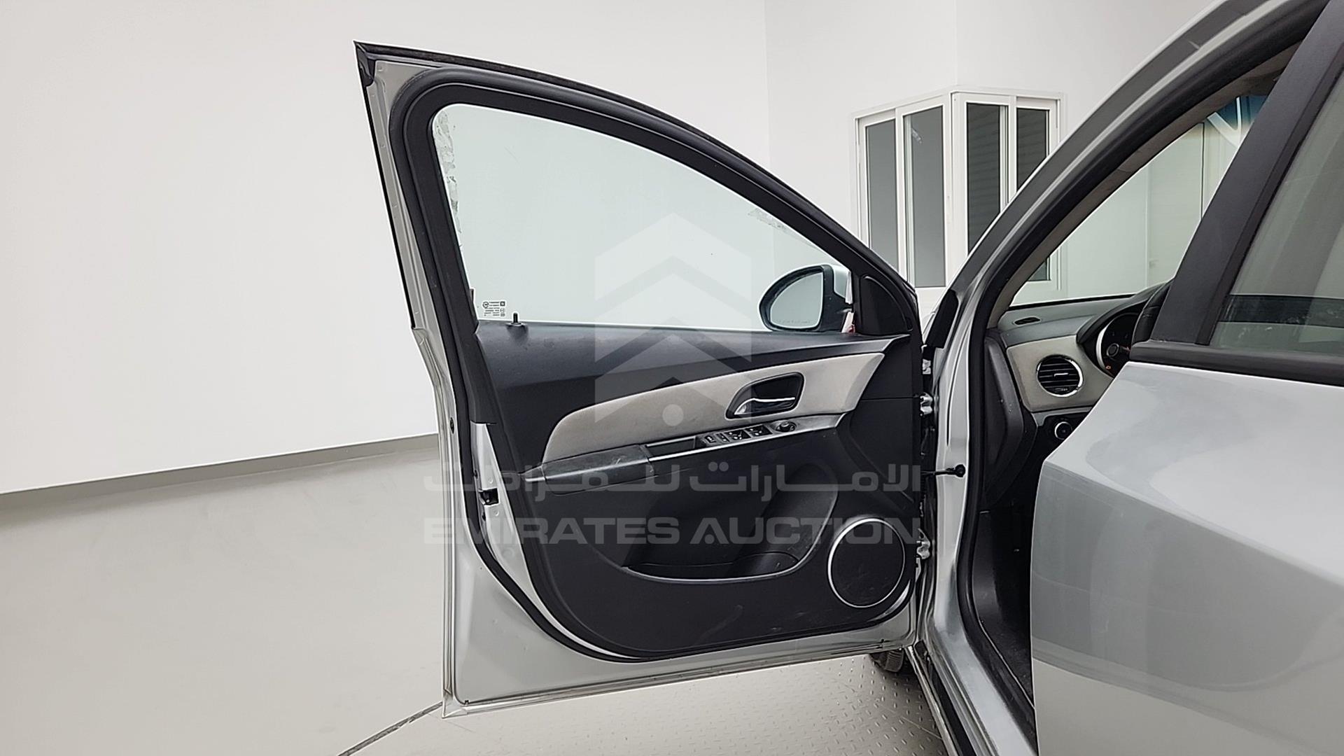 2016 CHEVROLET CRUZE LS VIN: KL1PJ5C54GK330598