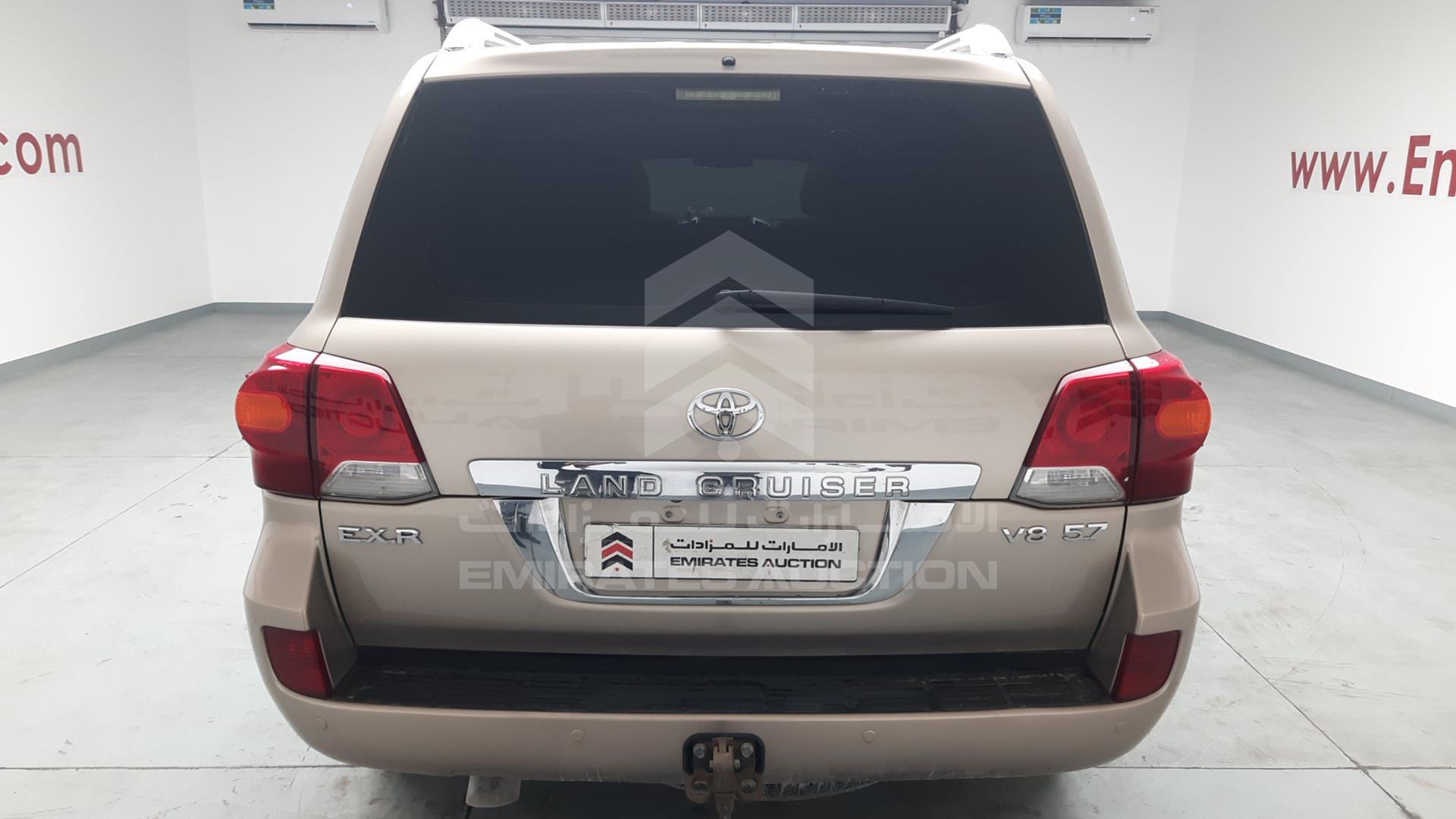 2015 TOYOTA LAND CRUISER VIN: JTMHY05J5F4032408