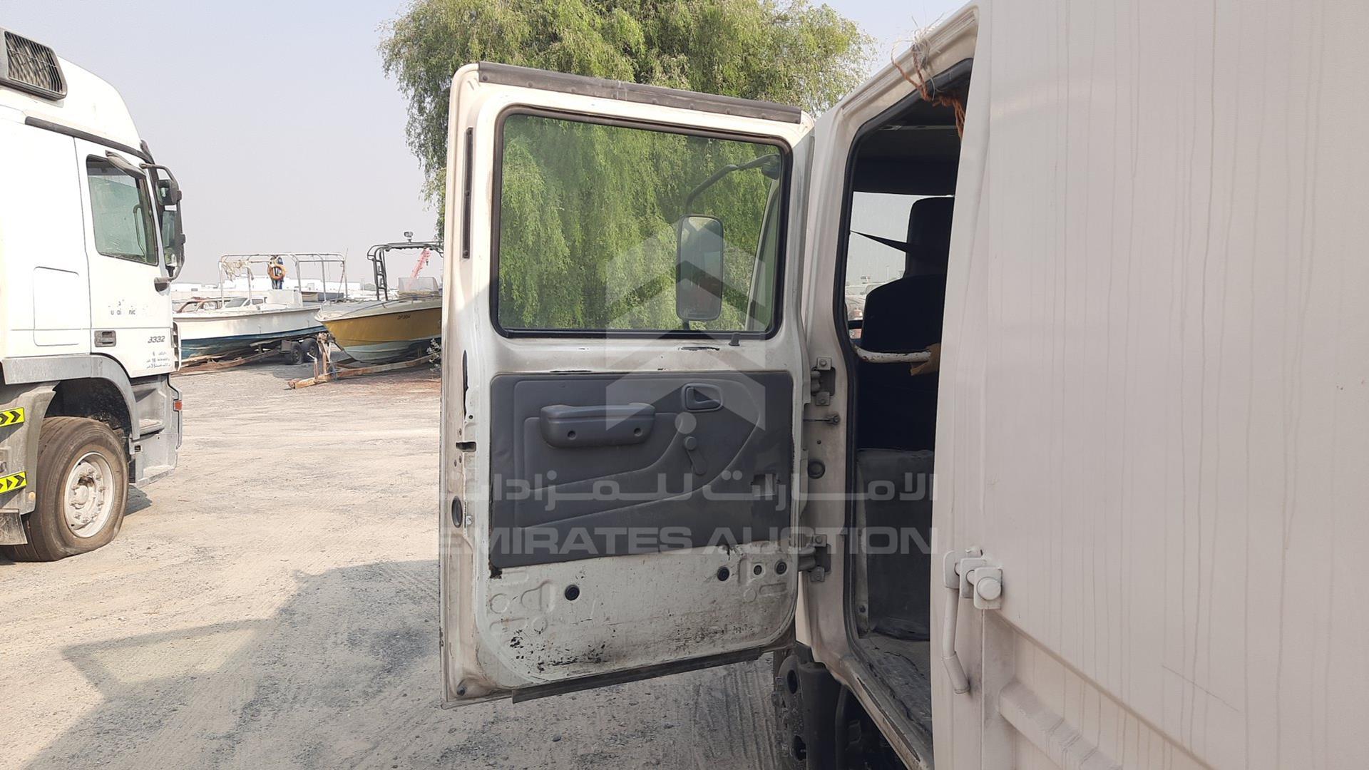 2014 HINO 300 VIN: JHHMCK3H9EK008144