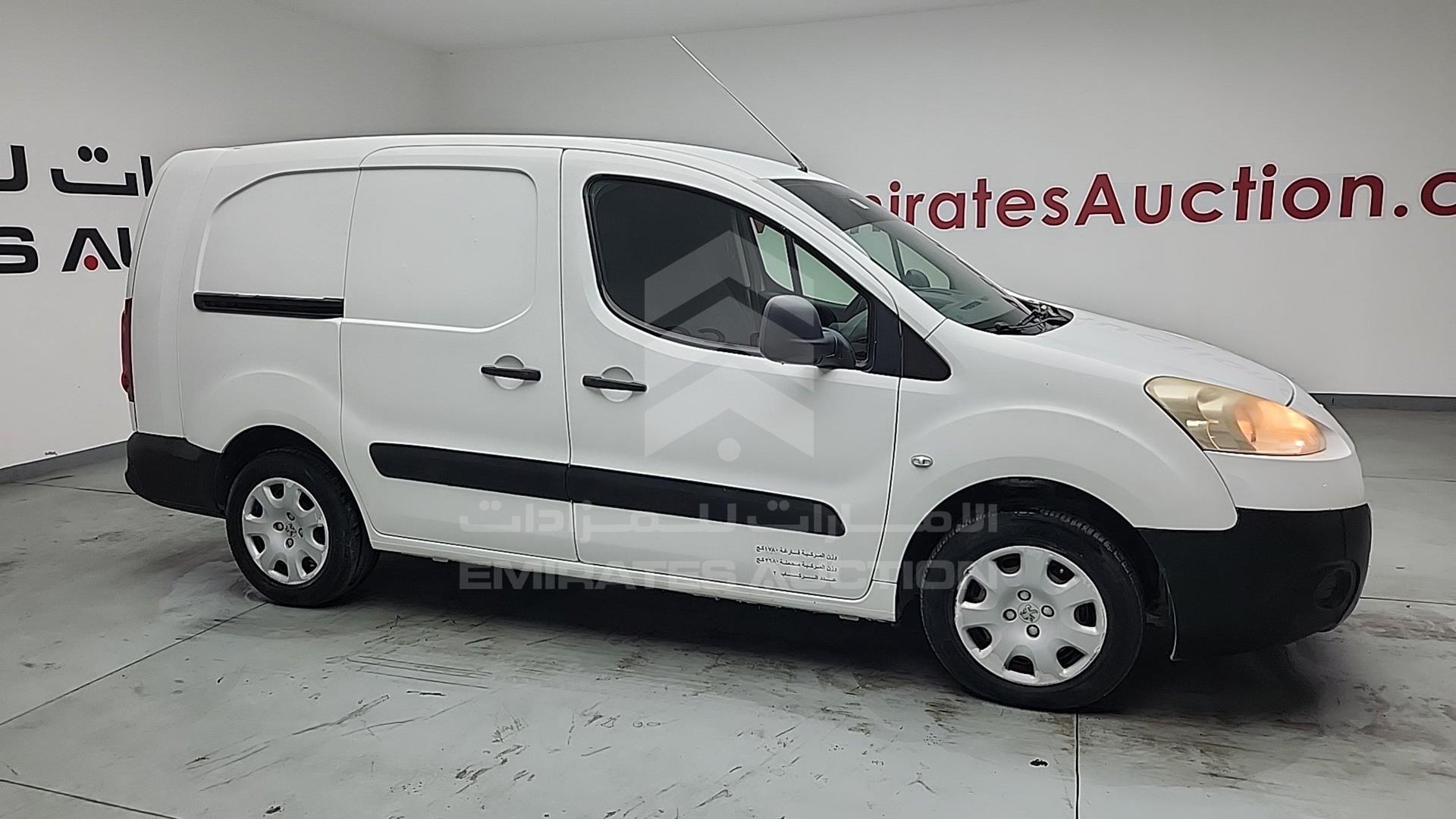 2015 PEUGEOT PARTNER VIN: VF37ENFU0FJ542828
