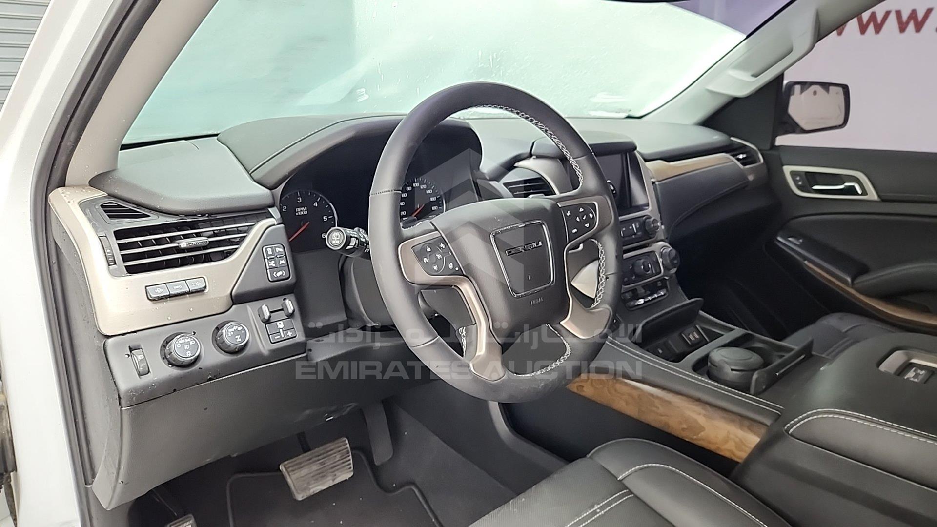 2020 GMC YUKON DENALI VIN: 1GKS27KJ9LR202180