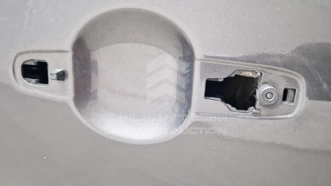 2015 Suzuki Ertiga — Dent — Photo 30