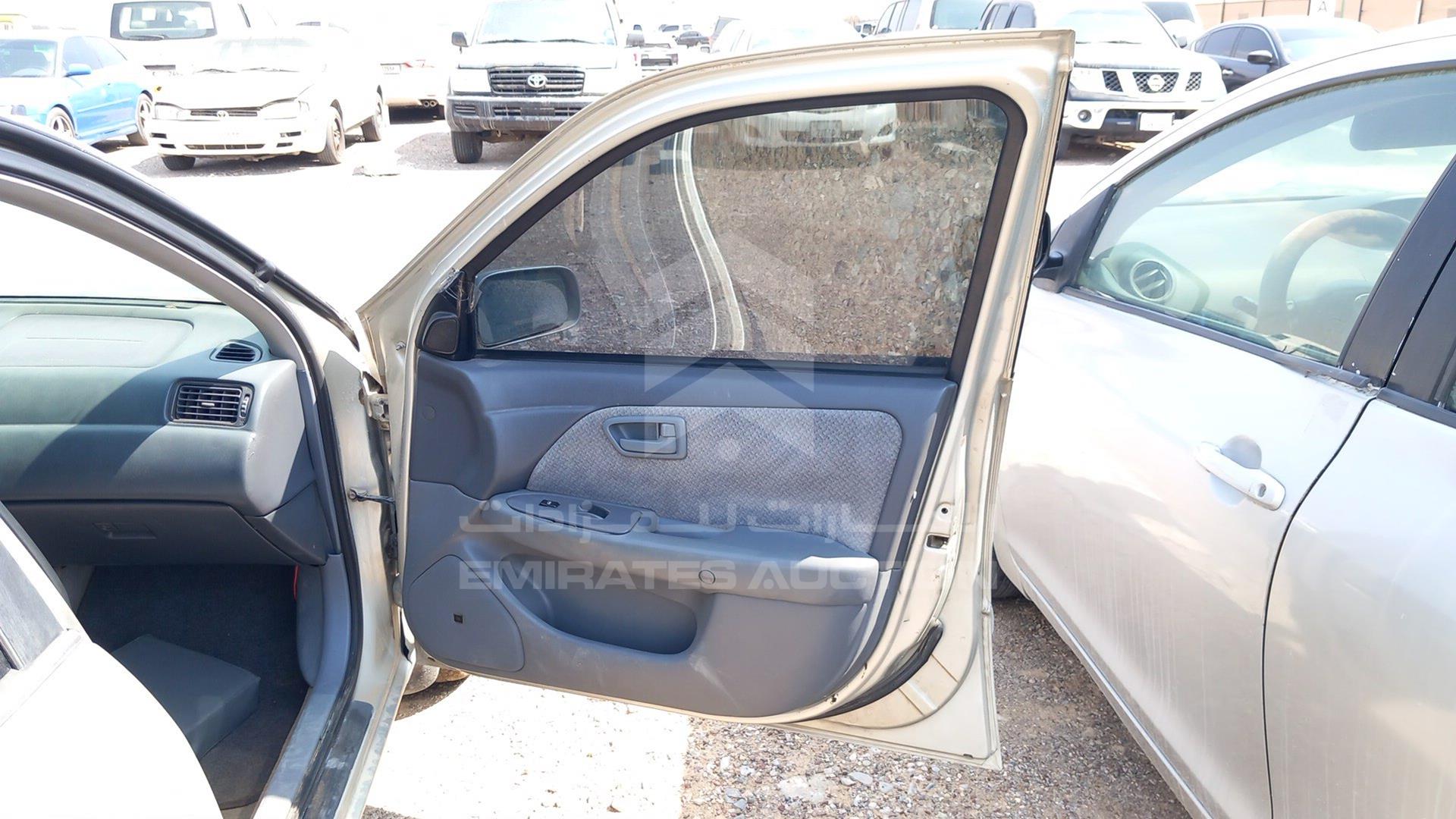 2000 TOYOTA CAMRY VIN: 4T1BF22K4YU110101