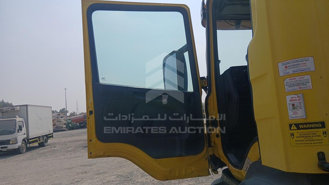 2011 Scania P 340 — Front Left Door — Photo 11