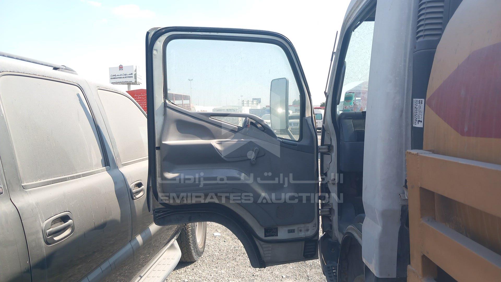 2008 MITSUBISHI CANTER VIN: JL6BCE6J78K012053