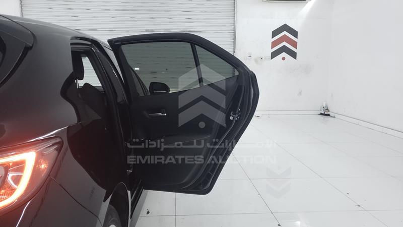 JTND4RBE5L3075505 Auction: EmiratesAuction Lot: 423206 JTND4RBE5L3075505 Toyota Corolla 2020 BLACK Photo 28