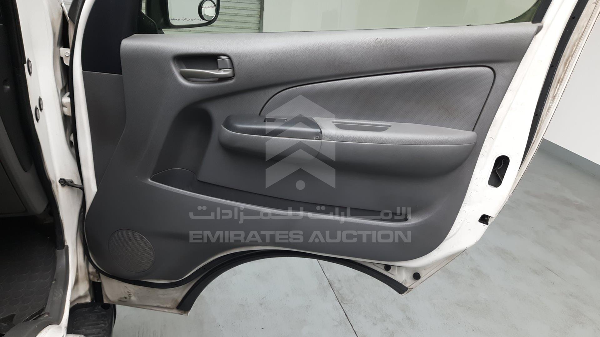 2015 NISSAN URVAN VIN: JN6BE6DS1F9013544