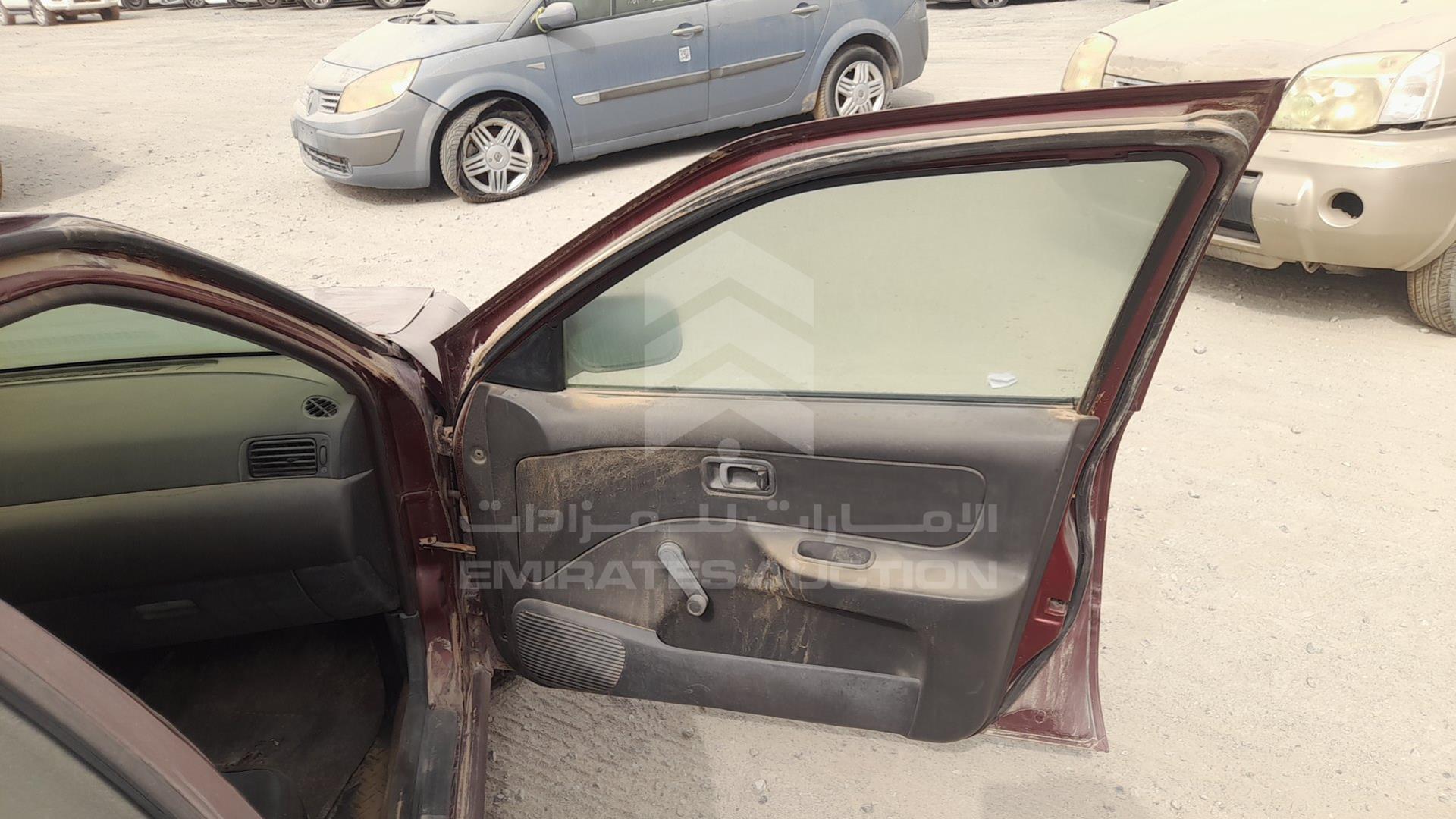 2000 NISSAN SUNNY VIN: JN1BB41S0YW001591