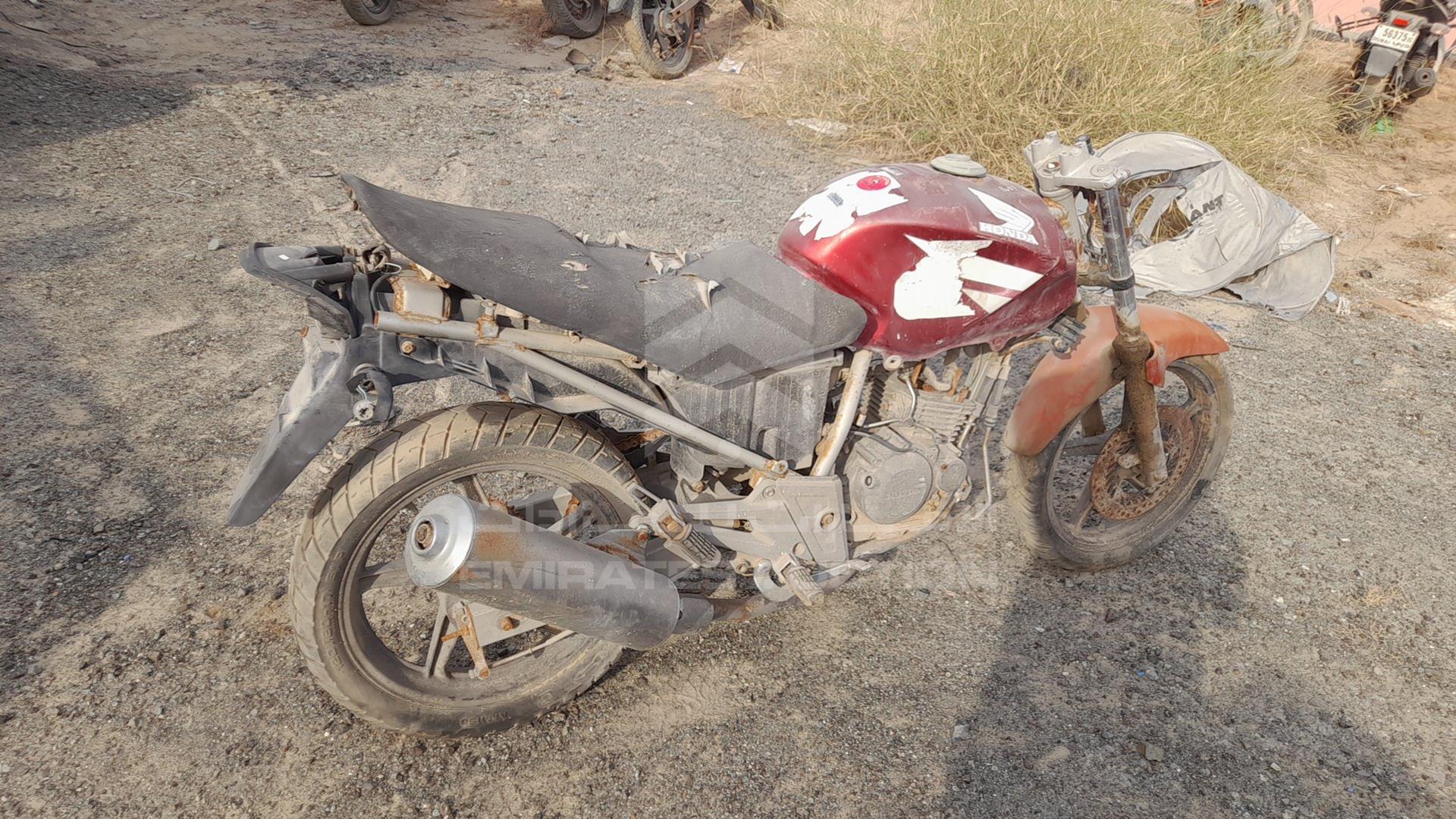 2007 HONDA CBX250 VIN: 9C2MC35007R303564