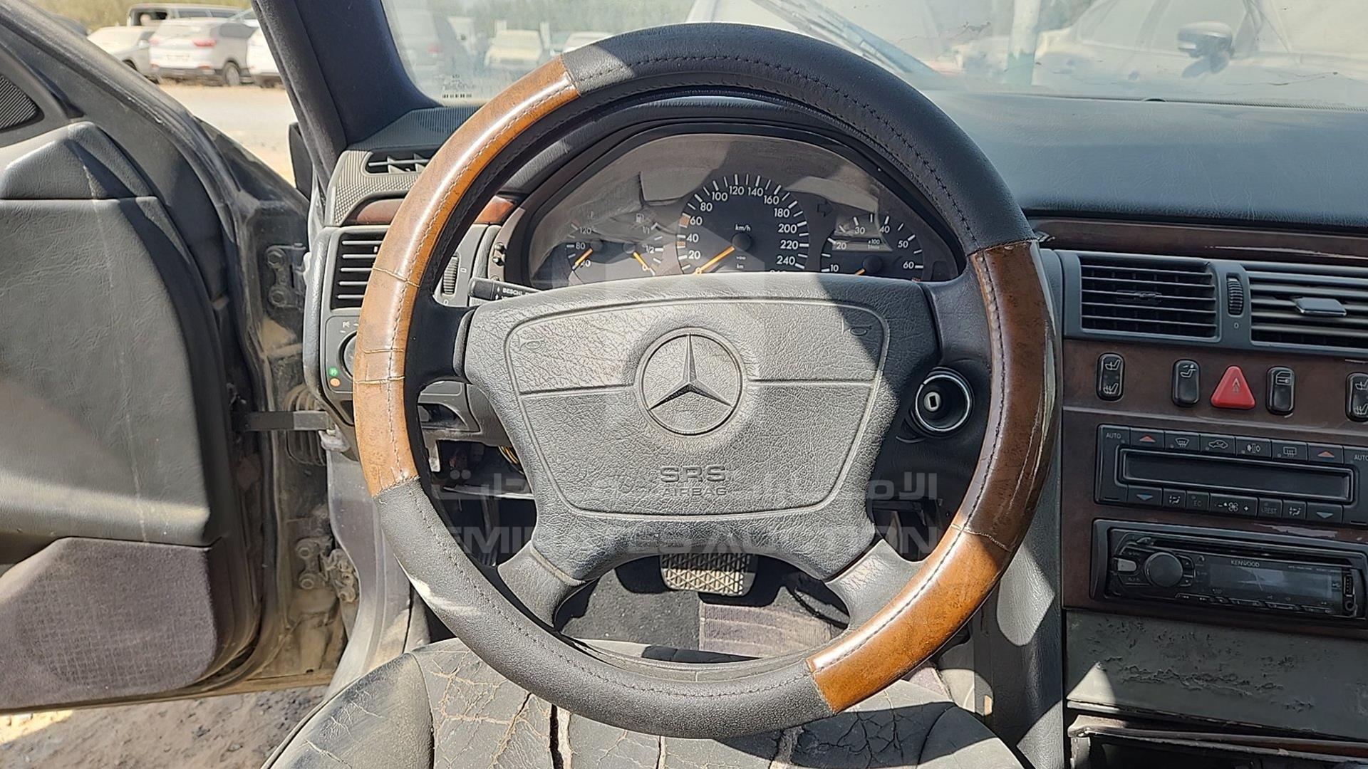 1997 MERCEDES E 280 VIN: WDB2100531A195754