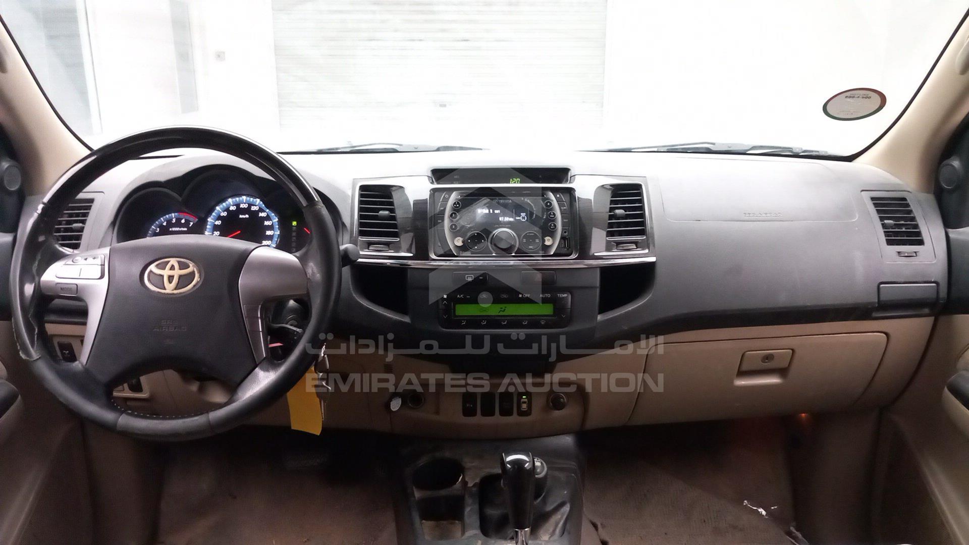2014 TOYOTA FORTUNER VIN: MHFYU59G7E7032094