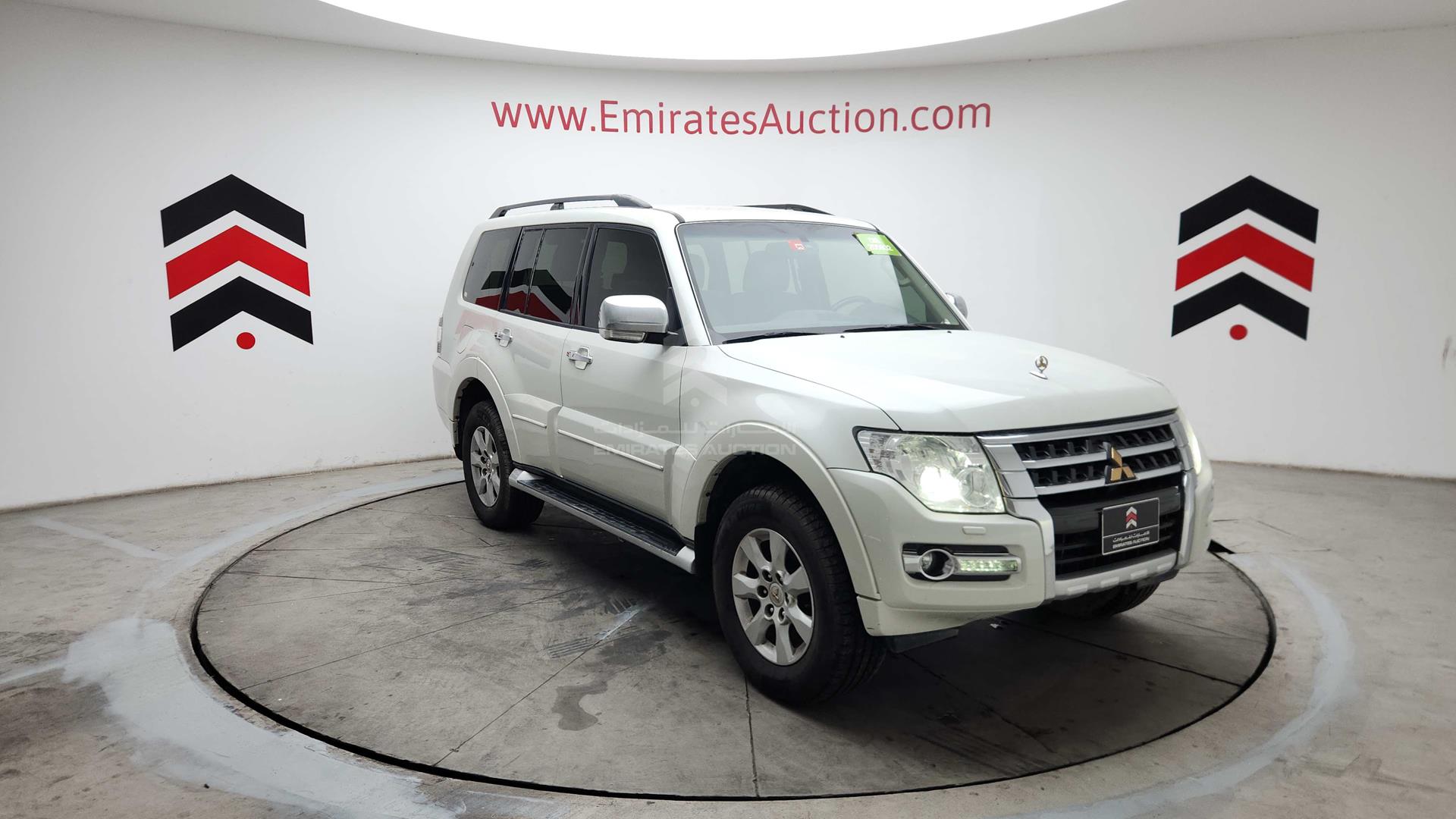 2020 MITSUBISHI PAJERO VIN: JE4MR62M0LJ703693