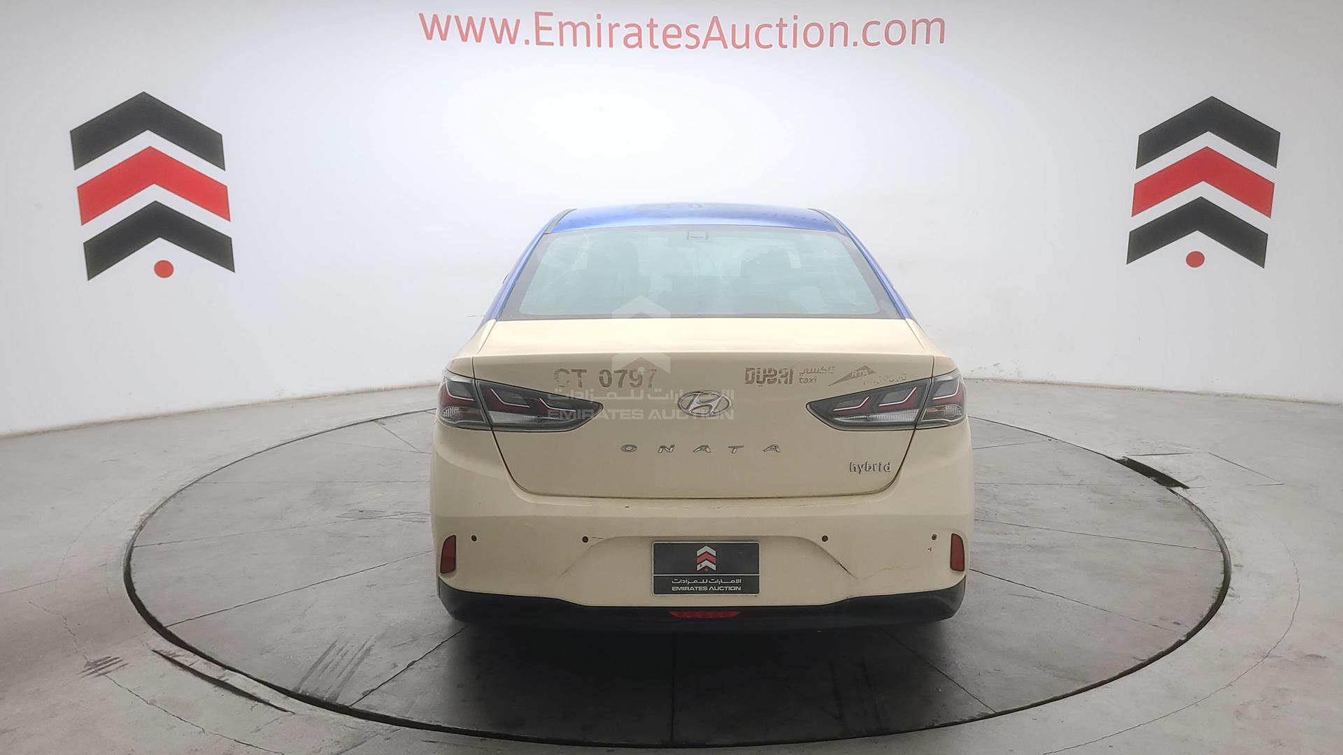 2019 HYUNDAI SONATA HYBRID VIN: KMHE24137KA093091