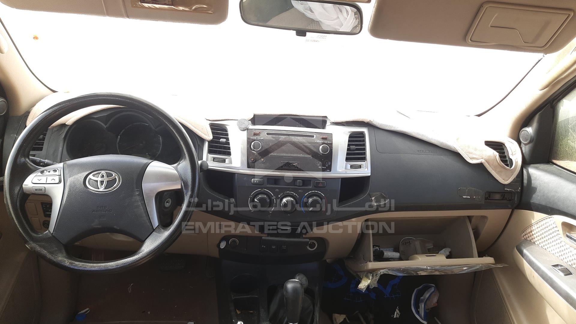 2014 TOYOTA FORTUNER VIN: MHFYX59G4E8061828
