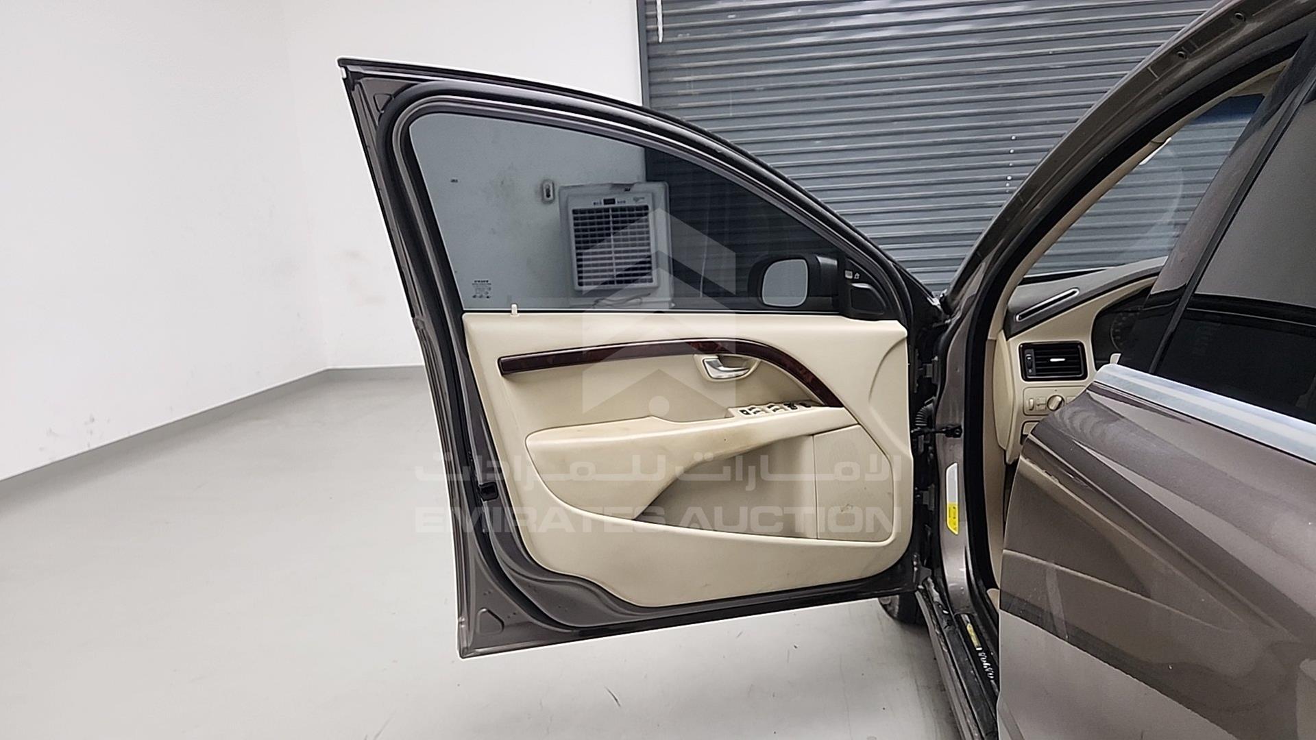 2008 VOLVO S 80 VIN: YV1AS565881076841