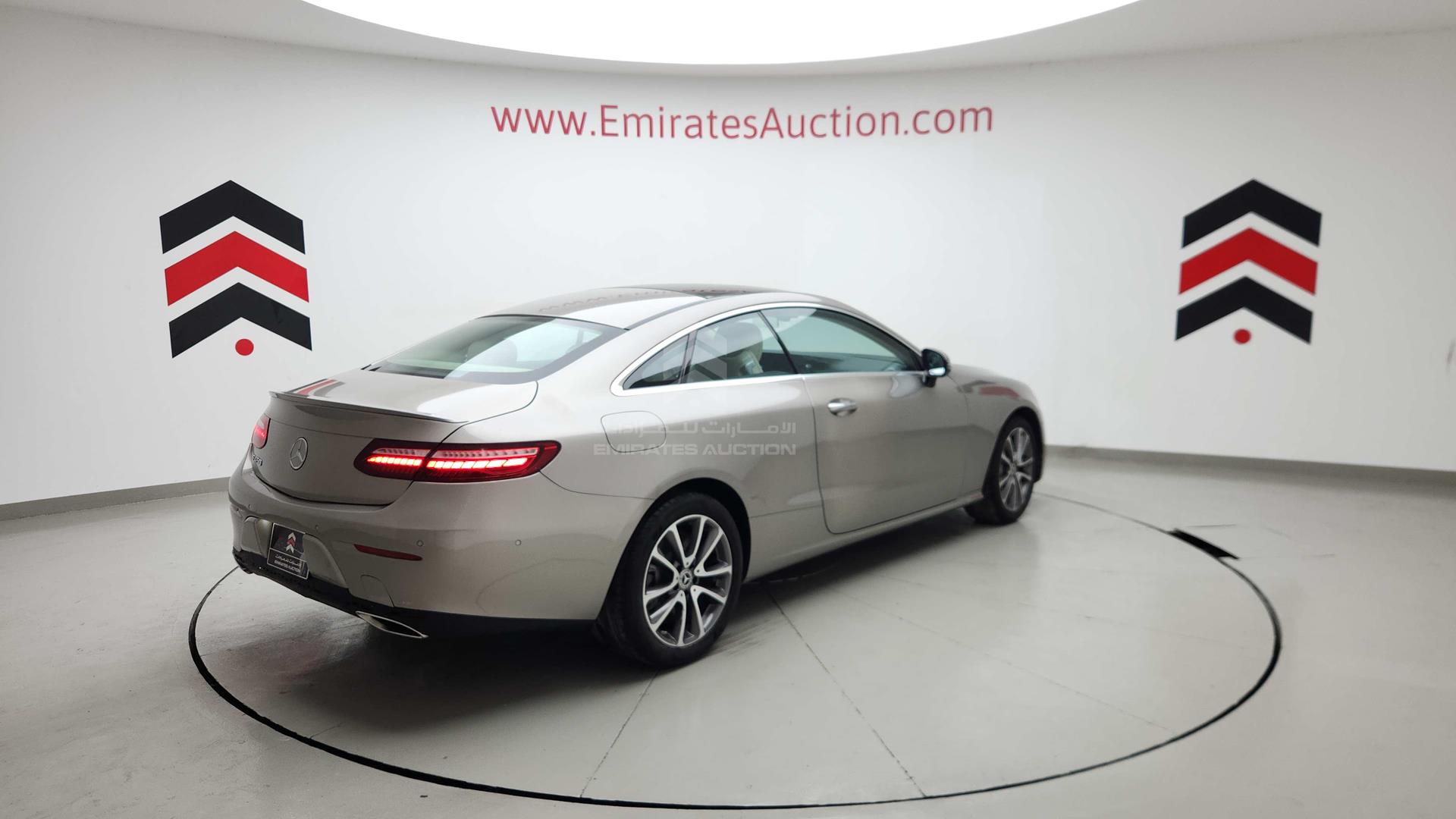 2022 MERCEDES E 450 VIN: W1K1J5JB7NF176617
