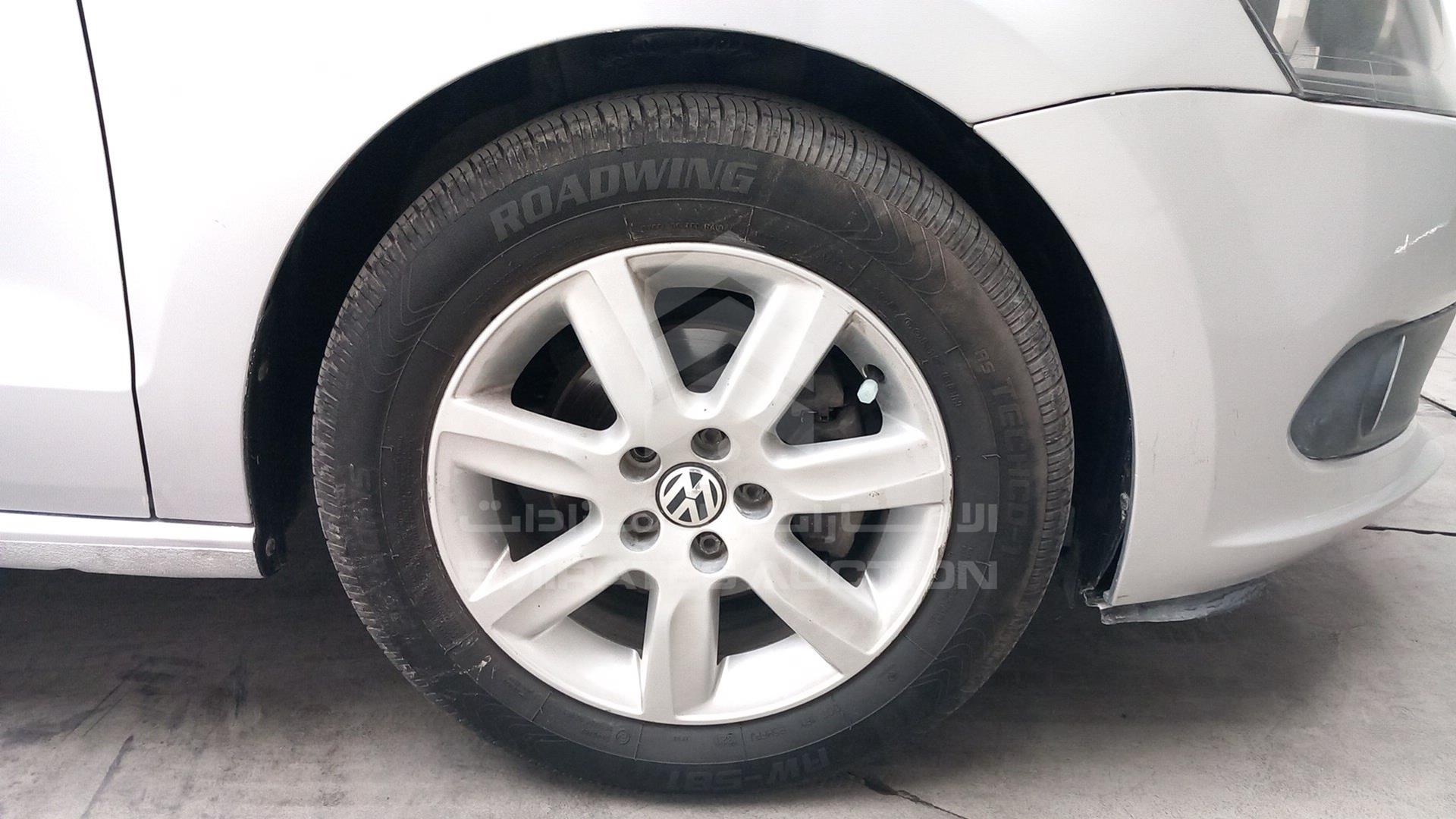 2012 VOLKSWAGEN POLO VIN: WVWBC2A70CT010036