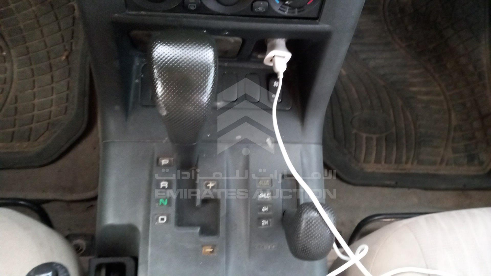 2005 MITSUBISHI PAJERO VIN: JE4MR62M05J708962