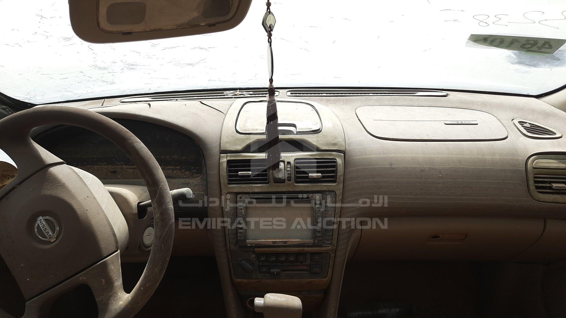 0 NISSAN MAXIMA VIN: JN1CA31S83T671076