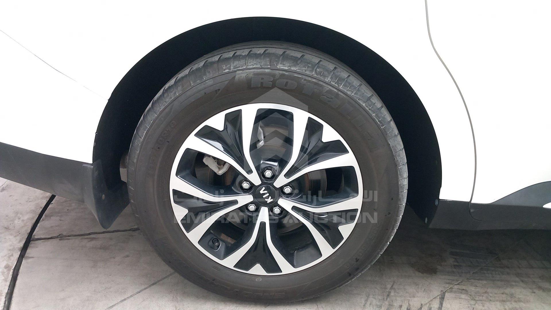 2021 KIA CARNIVAL VIN: KNANC814XM6049820