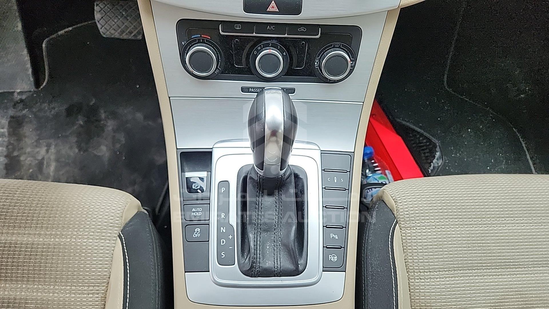2015 VOLKSWAGEN CC VIN: WVWAP1AN3FE800285