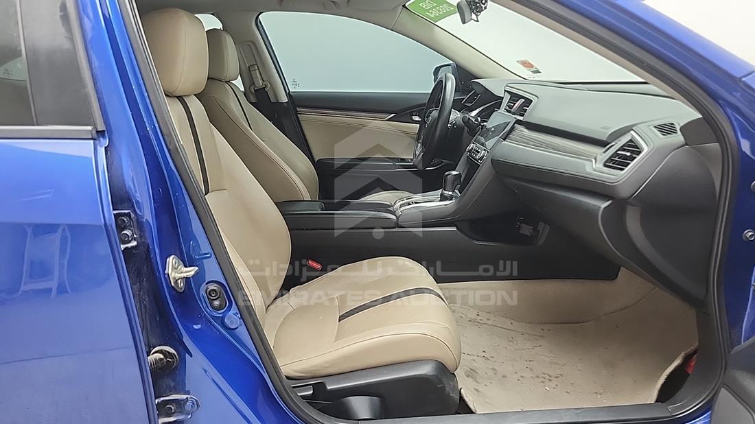 هوندا سيفيك 2019 — زاوية الراكب الأمامي للمقعد — صورة 24