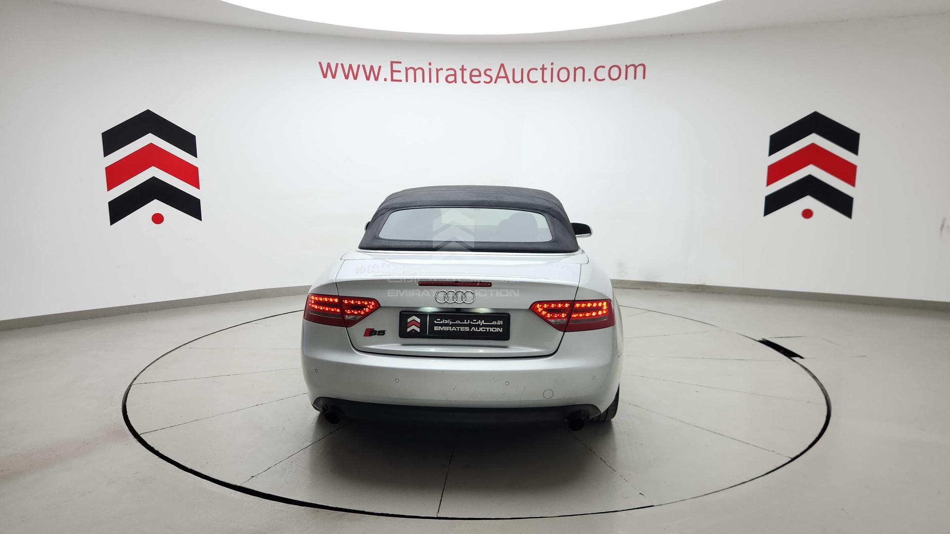 2010 AUDI A5 VIN: WAUAFB8F9AN012270