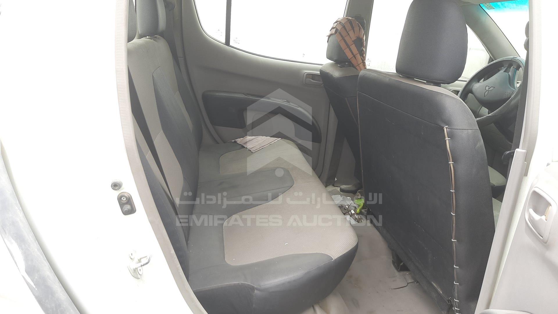 2013 MITSUBISHI L 200 VIN: MMBJNKA50DD016652