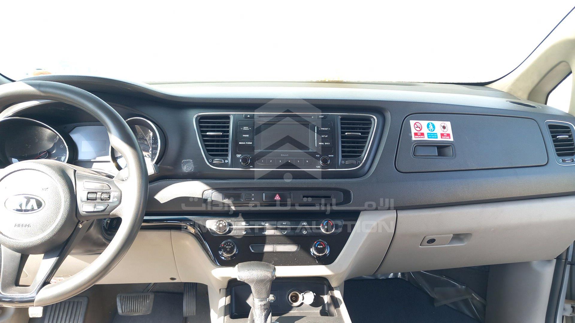 2019 KIA CARNIVAL VIN: KNAMB8124K6496508