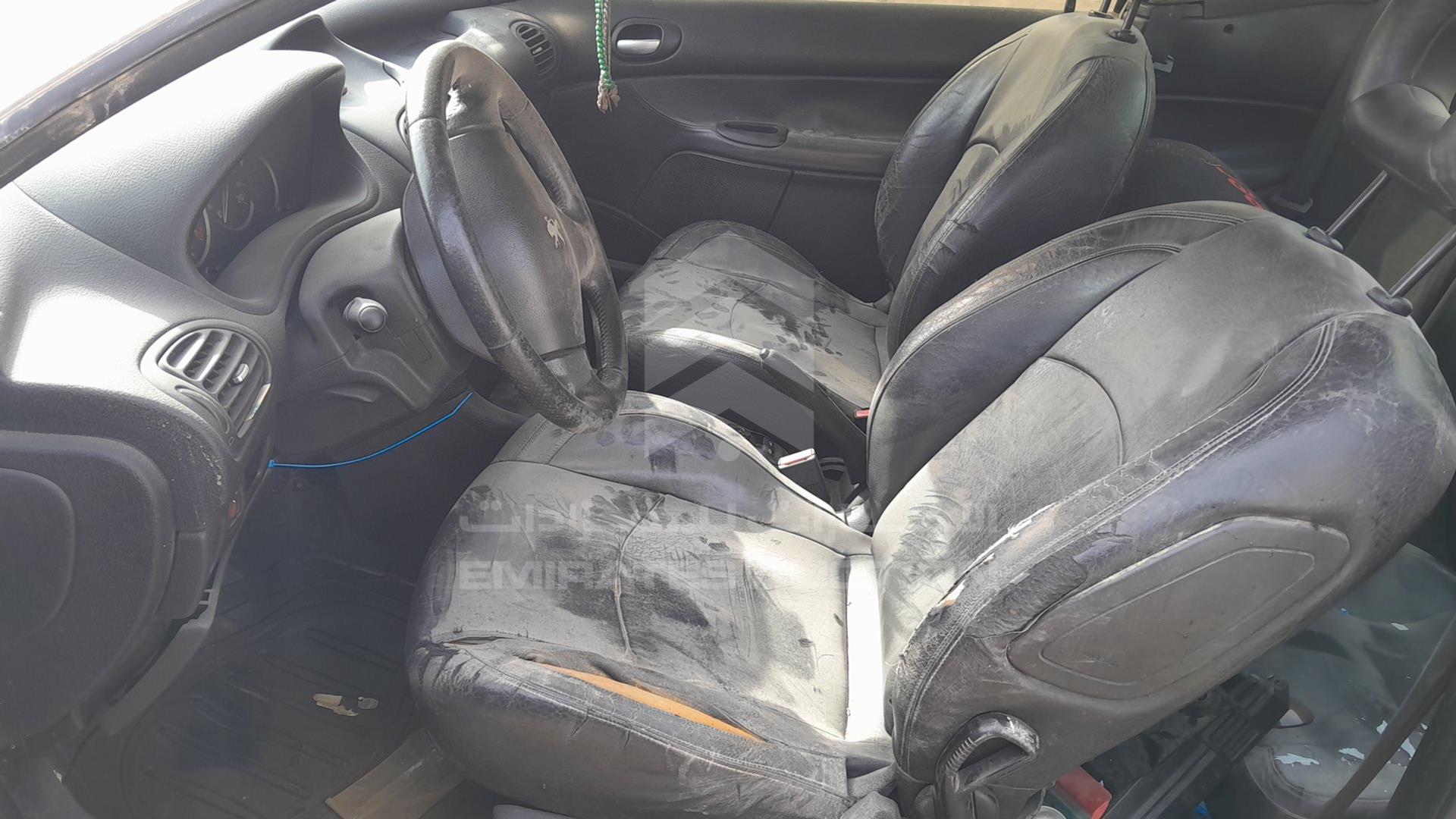 2004 PEUGEOT 206 VIN: VF32DNFUR4Y060381