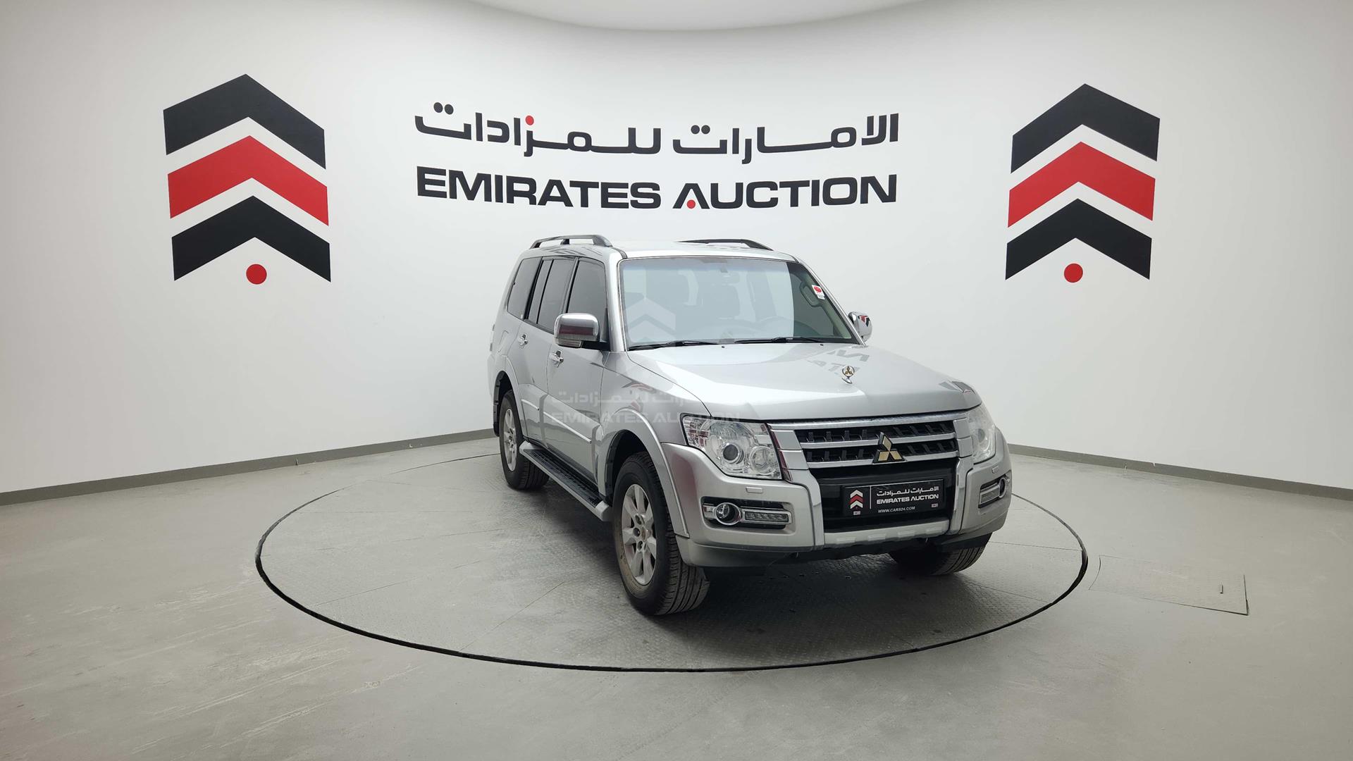 2020 MITSUBISHI PAJERO VIN: JE4MR62M7LJ713055