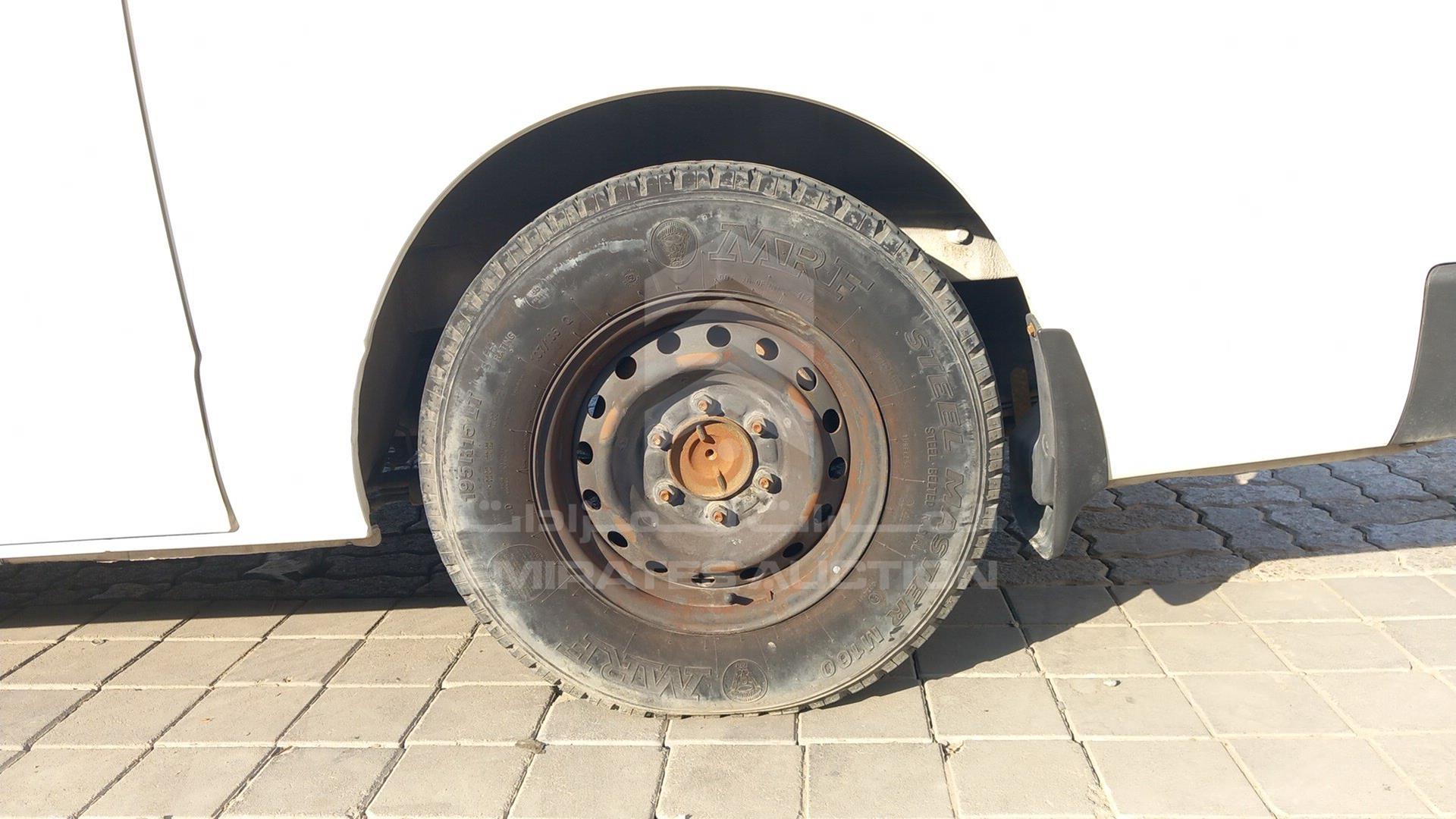 2015 TOYOTA HIACE VIN: JTFHX02P6F0095463