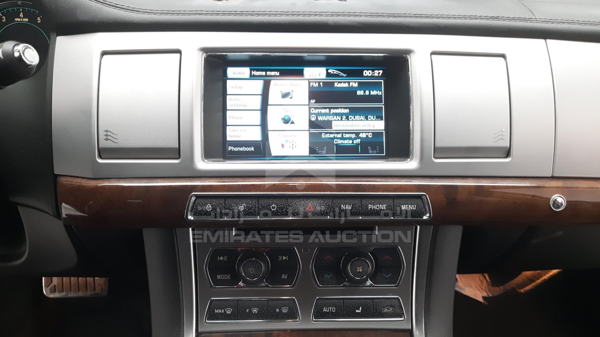 2012 JAGUAR XF VIN: SAJAA06F8CLS37272