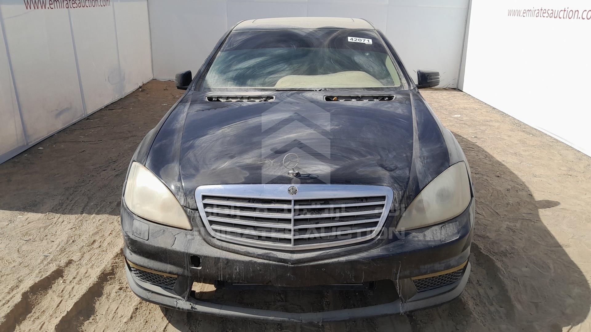 2007 MERCEDES S 500 VIN: WDDNG71X77A124170