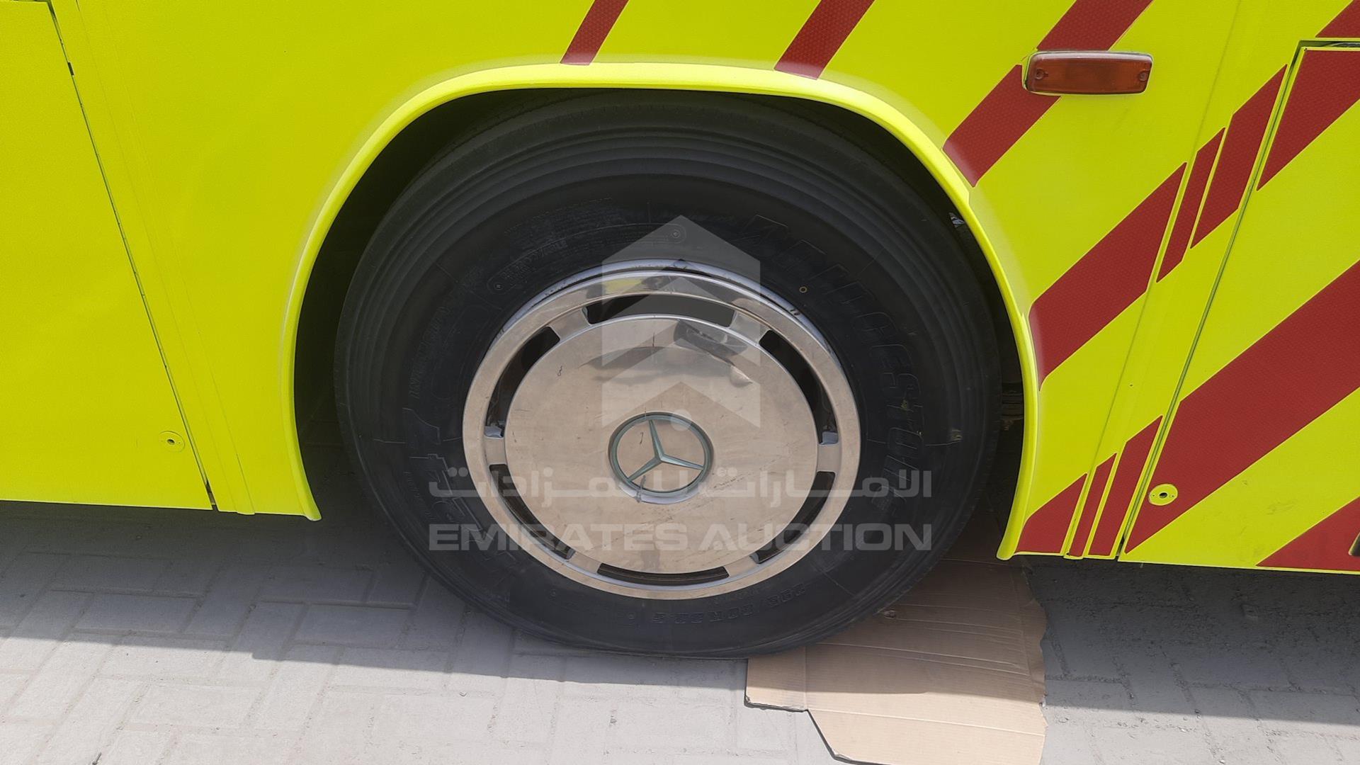 0 MERCEDES BUS VIN: 9BM3820857B515843