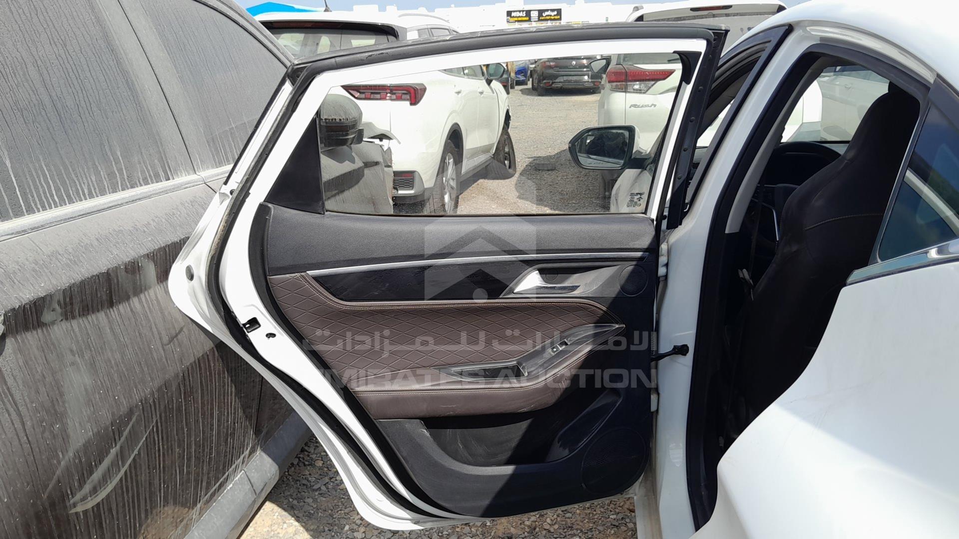 2023 JAC J7 VIN: LJ12FKT32P4014828