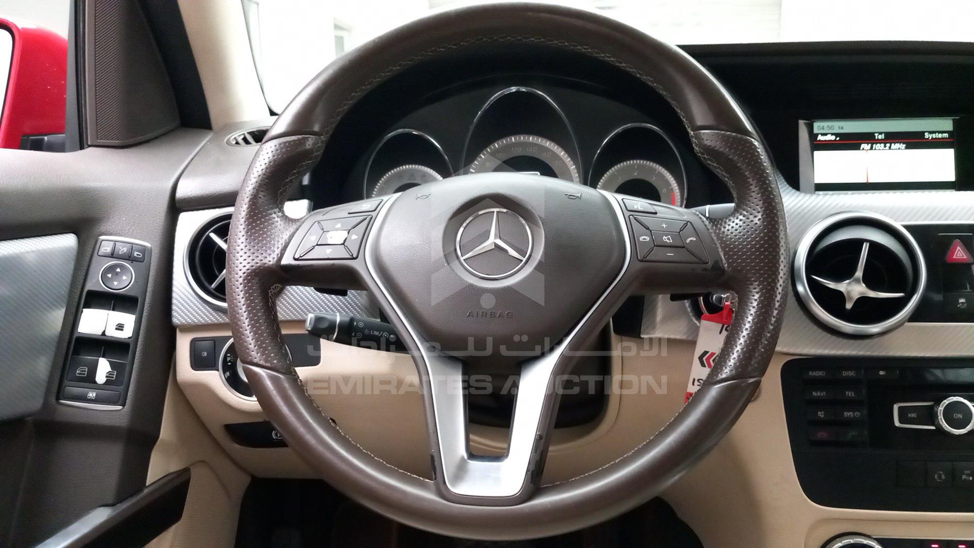 2015 MERCEDES GLK 250 VIN: WDCGG3HB1FG418952