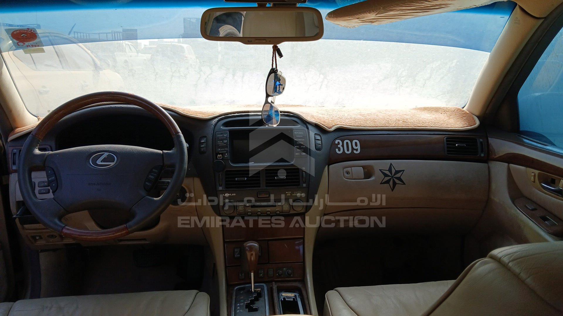 2001 LEXUS LS 430 VIN: JTHBN30F110047666