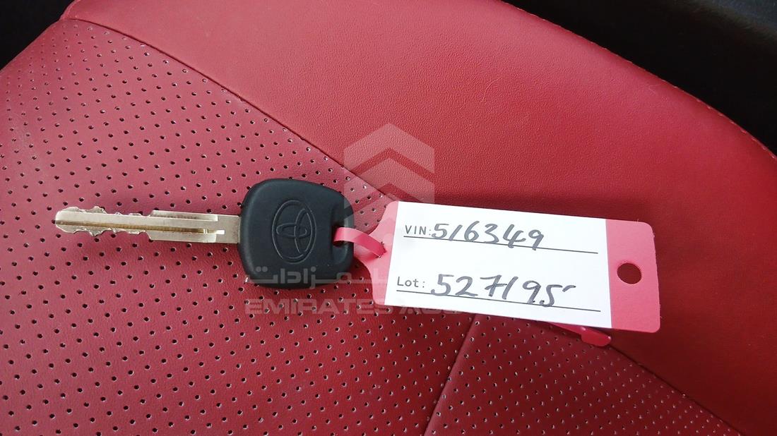 2014 Toyota Camry — Keys — Photo 7