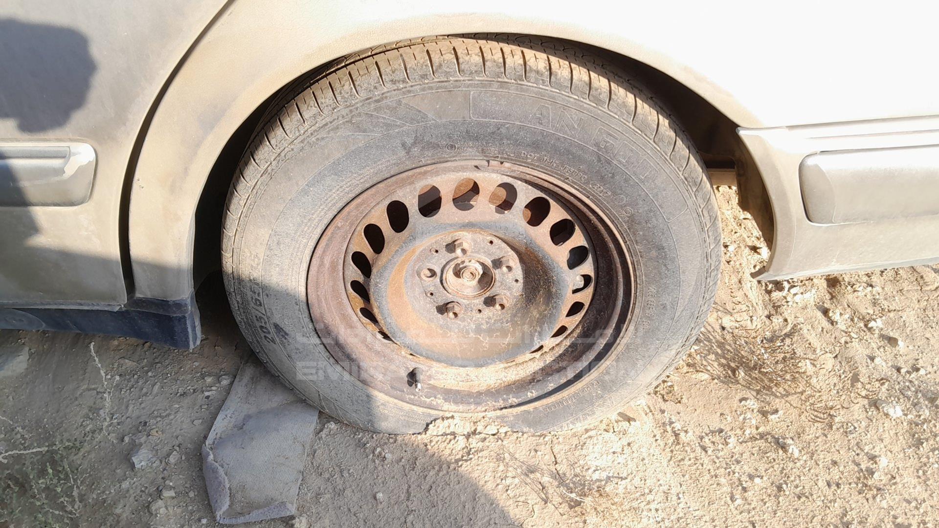 0 MERCEDES --- VIN: WDB2100631A624498