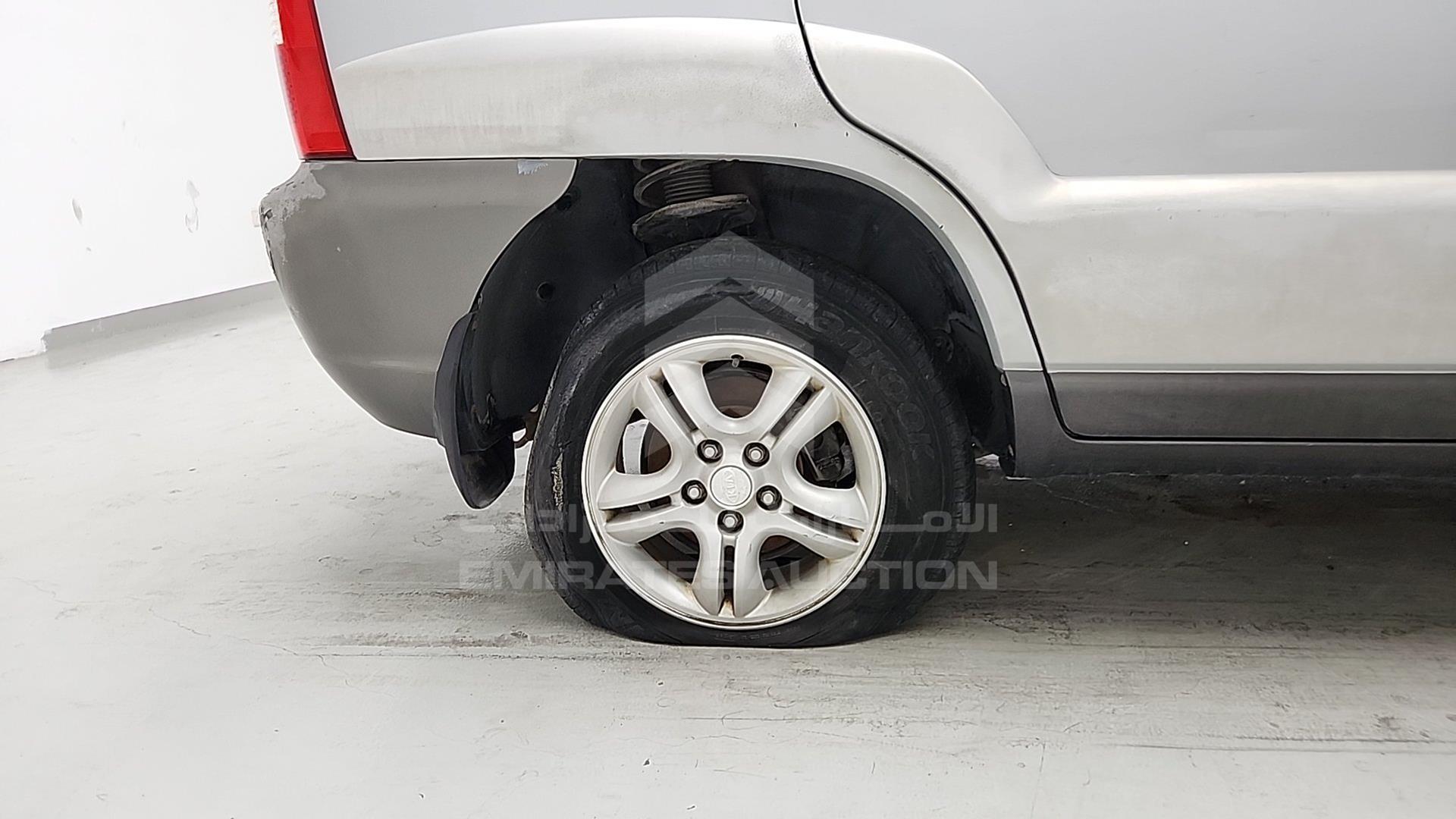 2006 KIA SPORTAGE VIN: KNAJE553867213491