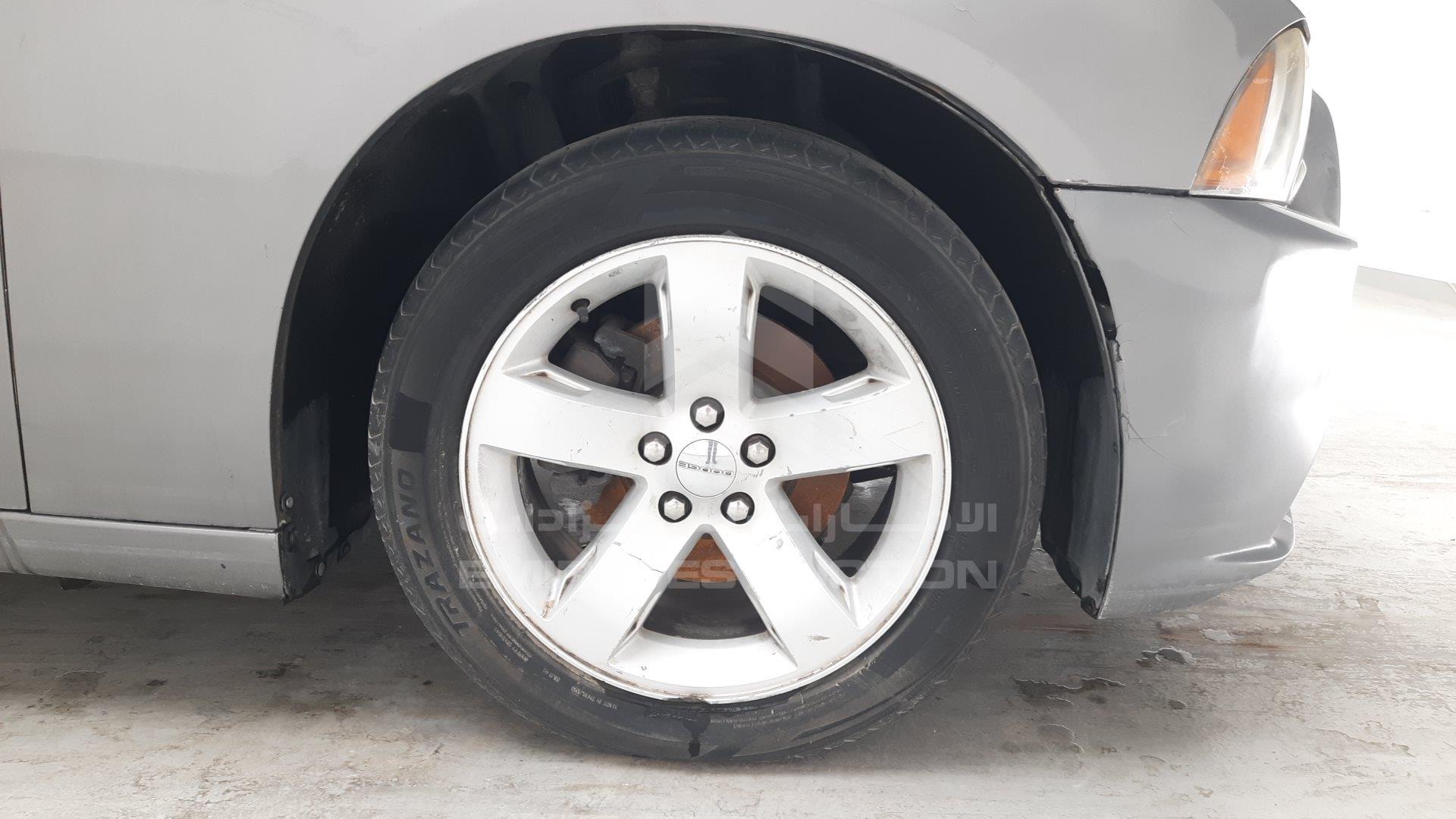 2B3CL3CG2BH576221 - 2011 Dodge Charger RT - #489589