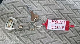 1996 Mitsubishi L 200 — Keys — Photo 5 — Thumbnail